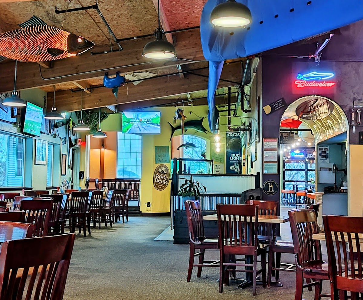 Roosters Waterfront Restaurant